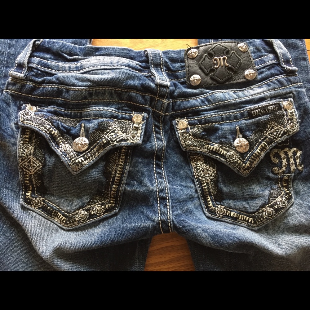 💥Straight leg Miss me jeans! 💥